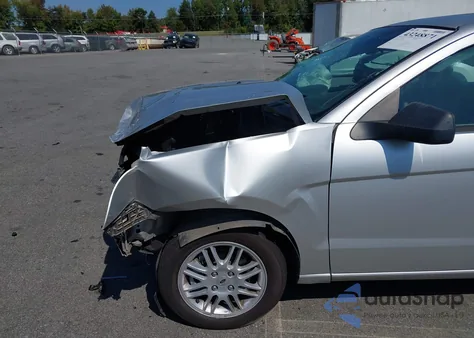 2011 Ford Focus Se z USA, uszkodzony, nr VIN 1FAHP3FN0BW173820